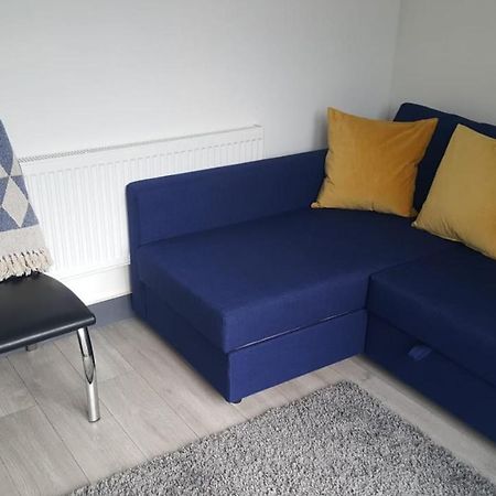 Homestay In Birmingham Sleeps 8 - Free Parking & Wifi Екстериор снимка