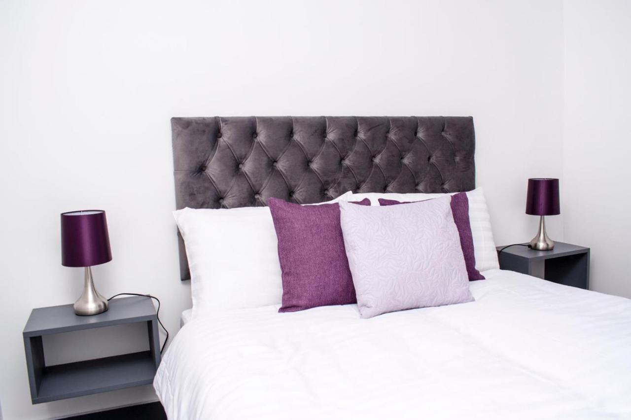Homestay In Birmingham Sleeps 8 - Free Parking & Wifi Екстериор снимка