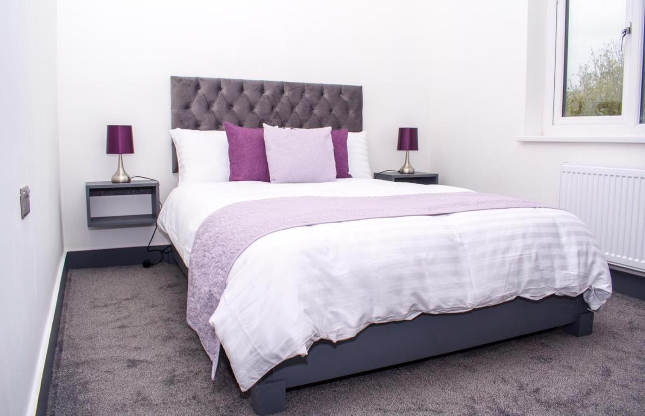 Homestay In Birmingham Sleeps 8 - Free Parking & Wifi Екстериор снимка