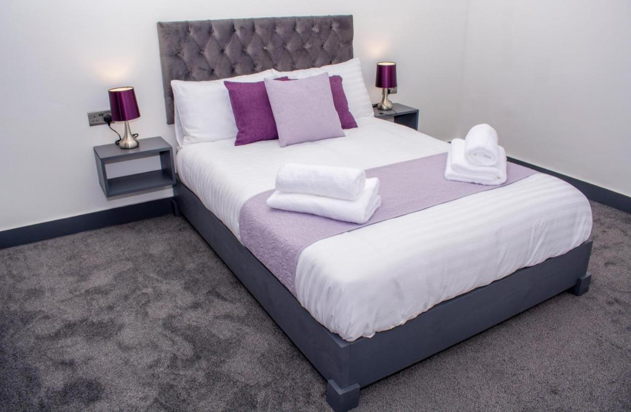 Homestay In Birmingham Sleeps 8 - Free Parking & Wifi Екстериор снимка